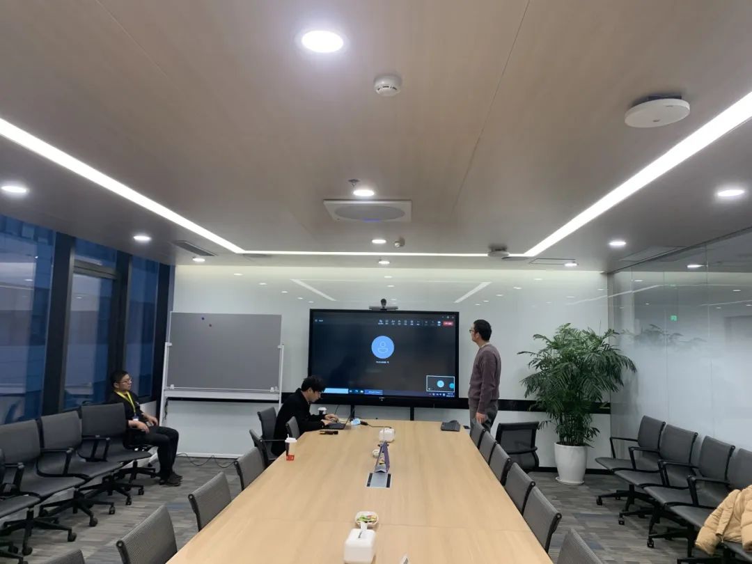 【案例分享】思必馳吸頂麥MC10帶來不一樣的會議體驗